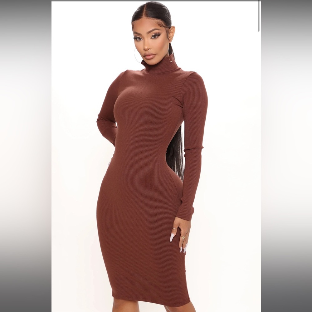 Layla Snatched Midi Dress- Chesnut